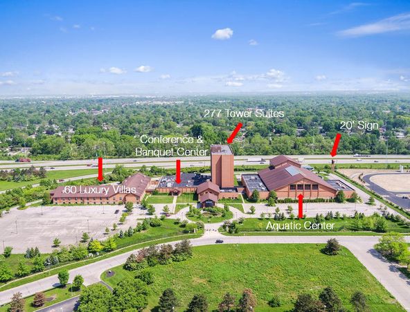 Redevelopment Opportunity: 4560 Hilton Corporate Dr, Columbus, OH 43232